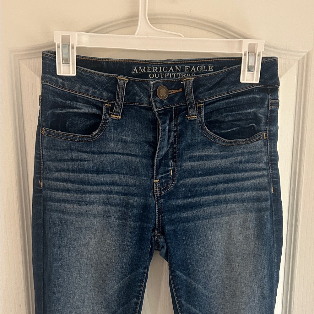 American Eagle Outfitters Butt Lifting Jeans Size 2 Short Skinny Jeans